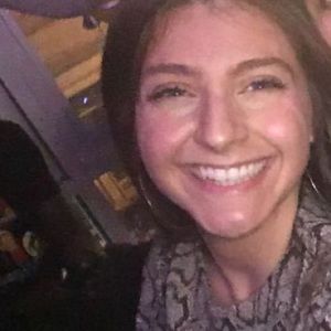 Meet your Posher, Isabella